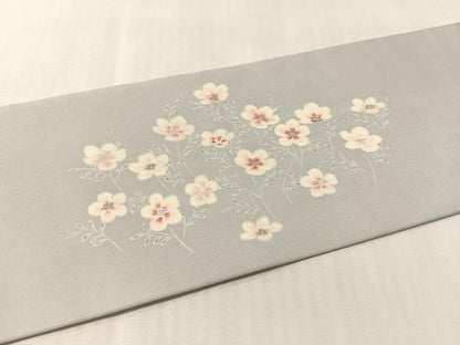 平和屋着物●塩瀬　九寸名古屋帯　草花文　銀彩　正絹　逸品　CABL6393vp