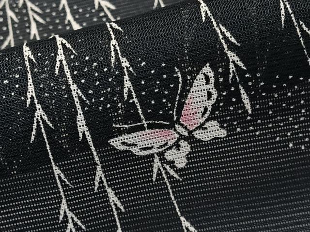 平和屋着物＊夏物　小紋　絽　柳流水舞蝶文　黒地　洗える着物　CABL6823xi