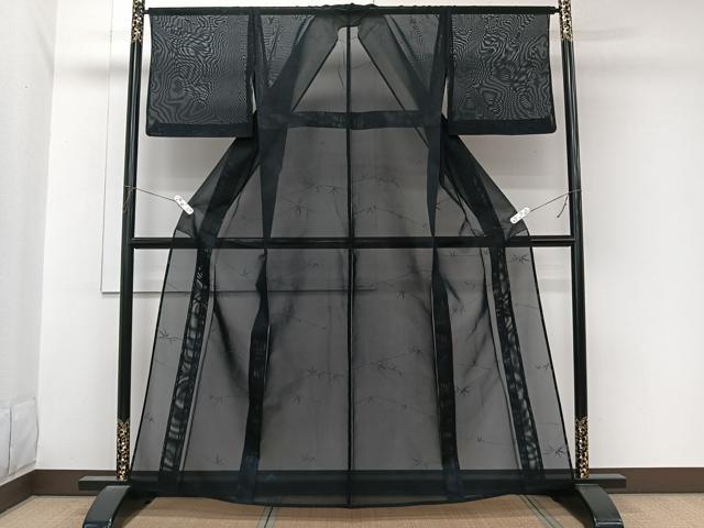 平和屋着物＊夏物　小紋　紗　枝笹文　黒地　正絹　逸品　CABL6904xi