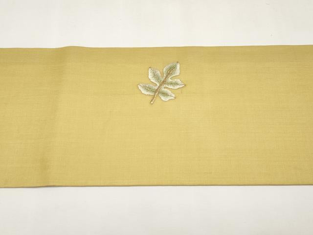 平和屋着物＊夏物　九寸名古屋帯　総刺繍　舞葉文　玉蜀黍色　金糸　正絹　逸品　CABL7745tx