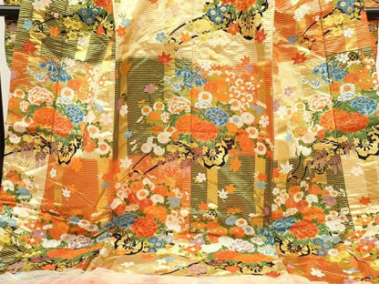 平和屋本店●色打掛　お引きずり　作家物　和装　婚礼　結婚式　花嫁　神社挙式　唐織　花車文　金糸　逸品　CABL8085ze