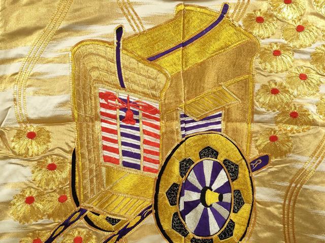 平和屋本店●色打掛　お引きずり　和装　婚礼　結婚式　花嫁　神社挙式　駒刺繍　御所車菊文　金糸　逸品　CABL8092ze