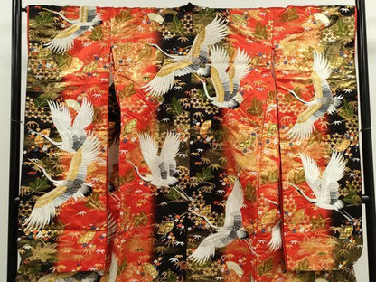 平和屋本店●色打掛　お引きずり　和装　婚礼　結婚式　花嫁　神社挙式　刺繍　飛鶴扇面草花文　金銀糸　逸品　CABL8093ze