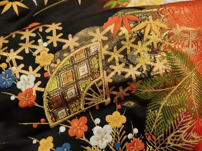 平和屋本店●色打掛　お引きずり　和装　婚礼　結婚式　花嫁　神社挙式　刺繍　飛鶴扇面草花文　金銀糸　逸品　CABL8093ze