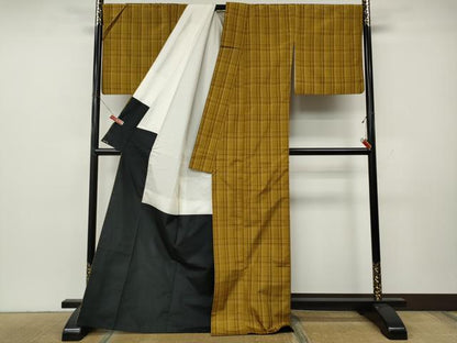 平和屋着物●本場黄八丈　紬　平織　格子柄　正絹　逸品　CABL8425ut