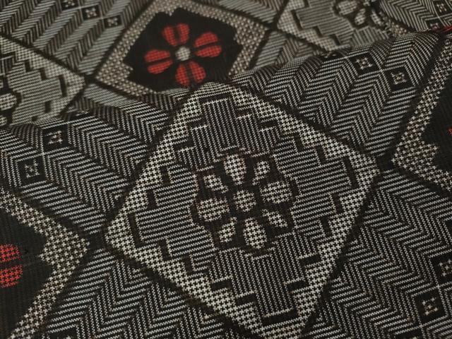 平和屋着物●本場大島紬　龍郷絣　菱花文　ロング丈　正絹　逸品　CABL8453ut