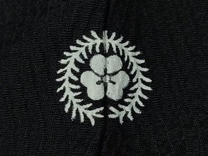 平和屋着物●訪問着　絞り　刺繍　舞花文　黒地　金彩　正絹　逸品　CABL8553ut