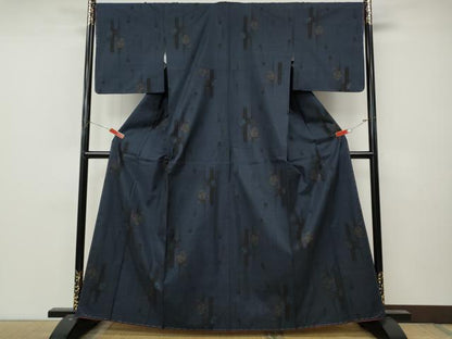 平和屋着物●本場大島紬　9マルキ　エ霞鈴花文　正絹　逸品　未使用　CABL8691ut