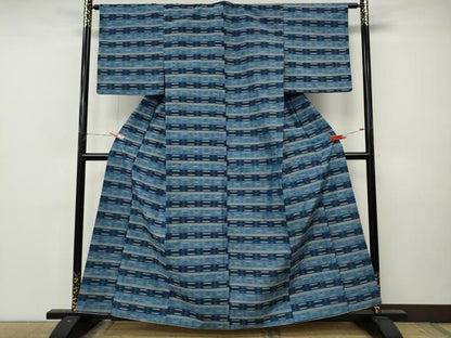 平和屋着物●上質な紬　横段吉祥文　正絹　逸品　CABL8692ut