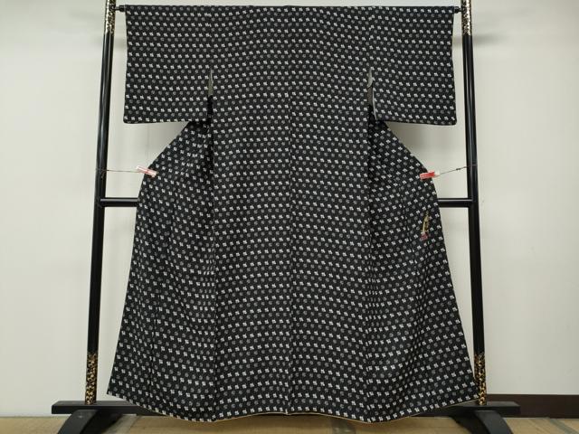平和屋着物●ファッションデザイナー　コシノアヤコ　小紋　舞花文　黒地　正絹　逸品　CABL8710ut