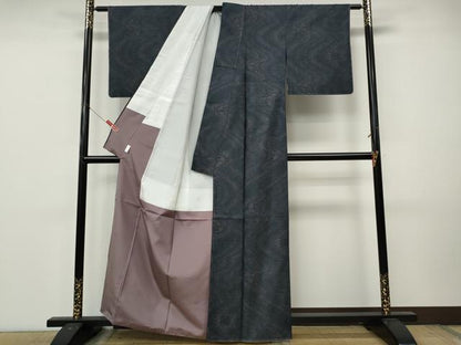 平和屋着物●都喜ヱ門　本場大島紬　9マルキ　霞文　藤絹織物謹製　正絹　逸品　未使用　CABL8717ut
