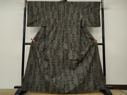 平和屋着物●本場大島紬　7マルキ　短冊重ね花文　正絹　逸品　CABL8730ut
