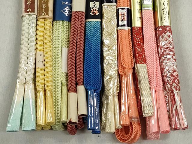 平和屋着物●和装小物　帯締め10本セット　佐賀錦　唐組　笹浪組　角八つ組　礼装用　金糸　逸品　未使用　CABL9217qe