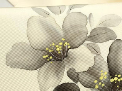 平和屋着物●塩瀬　九寸名古屋帯　作家物　手描き　枝花文　銀彩　正絹　逸品　CABL9719hy