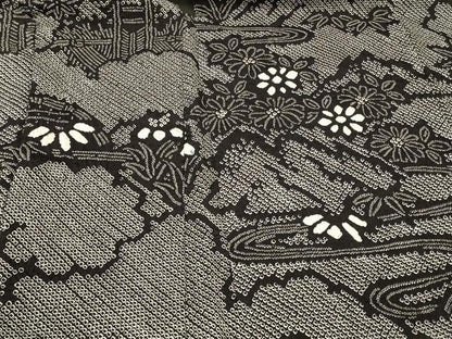 平和屋着物＃羽織　総絞り　雲取り風景花文　黒地　正絹　逸品　CABM0117in