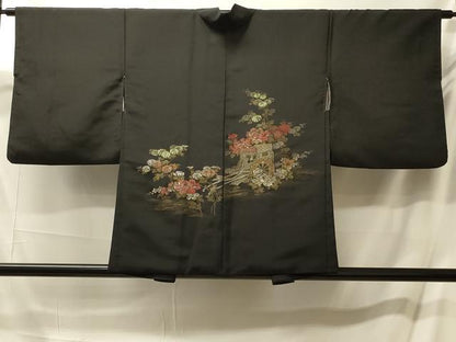 平和屋着物＃羽織　寿光織　流水御所車花文　黒地　金銀糸　正絹　逸品　CABM0202in