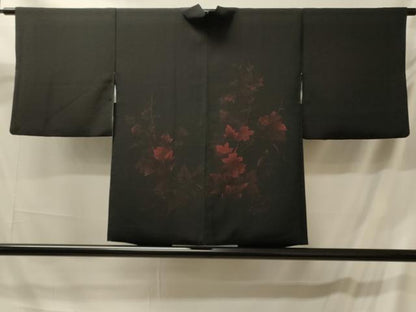 平和屋着物＃羽織　枝花文　黒地　正絹　逸品　CABM0204in