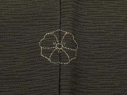 平和屋着物＃羽織　寿光織　霞花文　黒地　金糸　正絹　逸品　CABM0243in