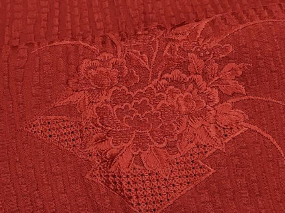 平和屋着物＃中国三大刺繍　スワトウ刺繍　道行コート　松皮菱草花地紋　赤紅色　正絹　逸品　CABM0249in