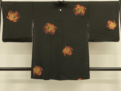 平和屋着物＃羽織　舞花文　黒地　金糸　正絹　逸品　未使用　CABM0255in