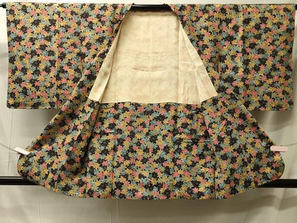 平和屋着物＃道行コート　楓づくし　黒地　正絹　逸品　未使用　CABM0358in
