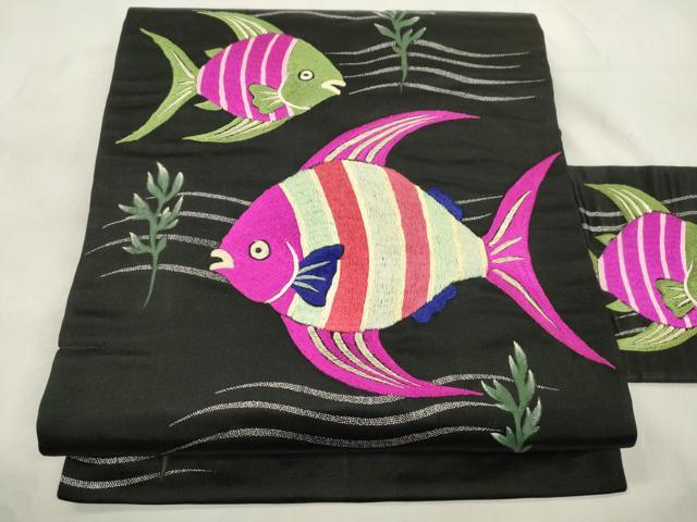 平和屋着物●アンティーク　大正ロマン　九寸名古屋帯　刺繍　エンゼルフィッシュ　黒地　金彩　正絹　逸品　CABM0611dy