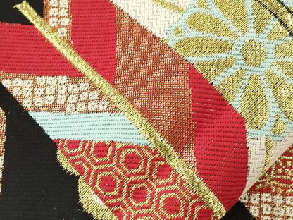 平和屋着物●六通柄袋帯　矢羽花文　黒地　金糸　正絹　逸品　CABM0635dy