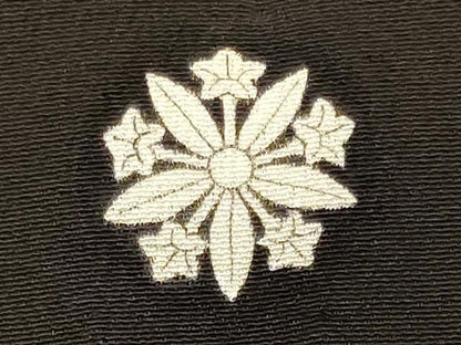 平和屋着物■豪華黒留袖　駒刺繍　立波風景草木文　金彩　正絹　逸品　CABM0955oy
