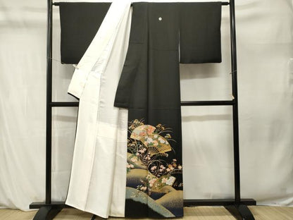 平和屋着物■豪華黒留袖　駒刺繍　萬寿染　地紙扇面草花文　暈し染め　正絹　逸品　CABM1240ev