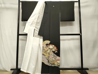 平和屋着物■豪華黒留袖　作家物　駒刺繍　地紙流水草花文　金彩　正絹　逸品　CABM1294ev