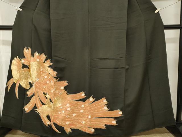 平和屋着物■豪華黒留袖　総刺繍　駒刺繍　孔雀文　金糸　正絹　逸品　CABM1337ev