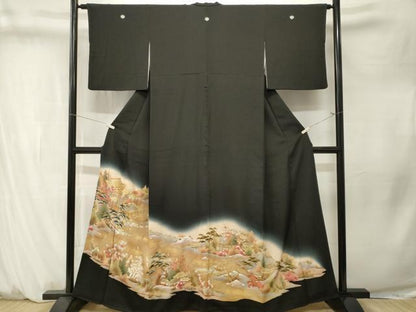 平和屋着物■豪華黒留袖　駒刺繍　御所解文　暈し染め　金彩　正絹　逸品　CABM1373ev