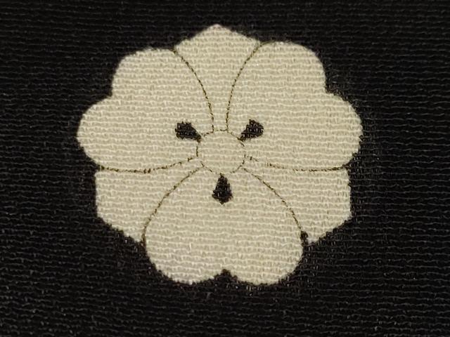 平和屋着物■豪華黒留袖　駒刺繍　地紙重ね鳳凰花文　金彩　正絹　逸品　CABM1425ev