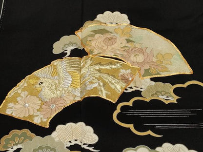 平和屋着物■豪華黒留袖　駒刺繍　地紙重ね鳳凰花文　金彩　正絹　逸品　CABM1425ev
