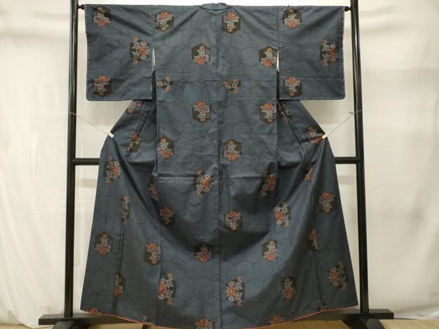 平和屋着物■本場大島紬　7マルキ　亀甲草花文　正絹　逸品　CABM1442ev