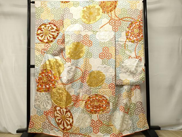 平和屋着物■豪華振袖　駒刺繍　源氏車亀甲花文　金銀彩　正絹　逸品　CABM1474ev