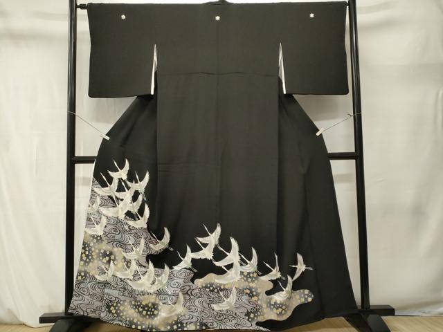 平和屋着物■豪華黒留袖　箔散らし飛鶴流水文　暈し染め　金彩　正絹　逸品　CABM1484ev