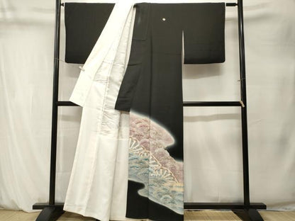 平和屋着物■豪華黒留袖　駒刺繍　浜松片輪車文　暈し染め　金銀彩　正絹　逸品　CABM1500ev