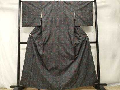 平和屋着物■本場大島紬　7マルキ　蜀江花文　正絹　逸品　CABM1522ev