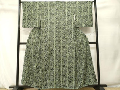 平和屋着物■本場大島紬　唐草花間道　正絹　逸品　CABM1625ev