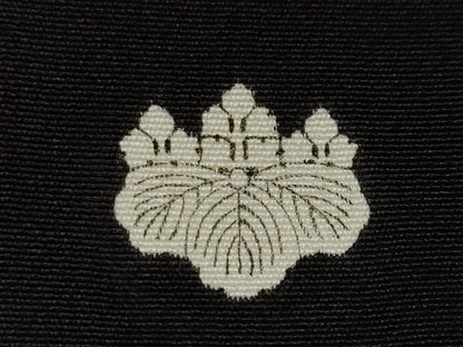 平和屋着物■豪華黒留袖　駒刺繍　群鶴　扇面流水花文　金彩　ますいわ屋扱い　正絹　逸品　CABM1658ev