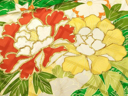 平和屋着物■豪華振袖　駒刺繍　雲取り露芝草花文　金彩　正絹　逸品　CABM1746ev