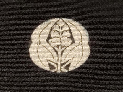 平和屋着物■豪華黒留袖　作家物　駒刺繍　地紙松竹梅飛鶴文　暈し染め　正絹　逸品　CABM1764ev