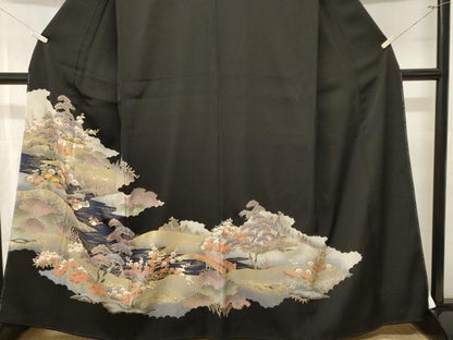 平和屋着物■豪華黒留袖　駒刺繍　松竹梅御所解鴛鴦文　暈し染め　金彩　正絹　逸品　CABM1873ev