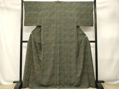 平和屋着物■小紋　溢れ松葉舞桜文　金彩　洗える着物　CABM1882ev
