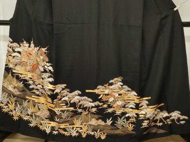 平和屋着物■豪華黒留袖　駒刺繍　流水御所車松竹梅花文　金彩　正絹　逸品　CABM1905ev