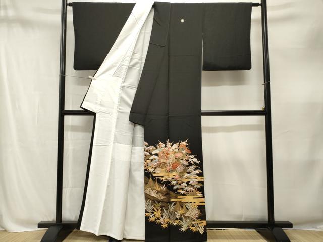 平和屋着物■豪華黒留袖　駒刺繍　流水御所車松竹梅花文　金彩　正絹　逸品　CABM1905ev