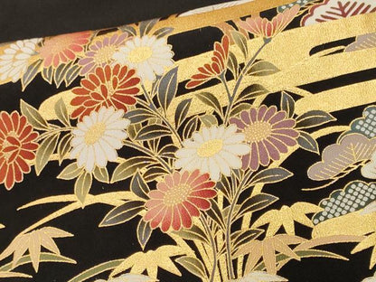 平和屋着物■豪華黒留袖　駒刺繍　流水御所車松竹梅花文　金彩　正絹　逸品　CABM1905ev