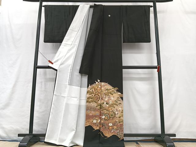 平和屋着物■豪華黒留袖　御所車松文　暈し染め　金彩　正絹　逸品　CABM2084xe