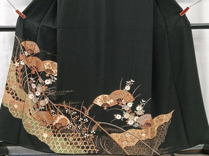 平和屋着物■豪華黒留袖　駒刺繍　扇面草花文　金彩　正絹　逸品　CABM2117xe